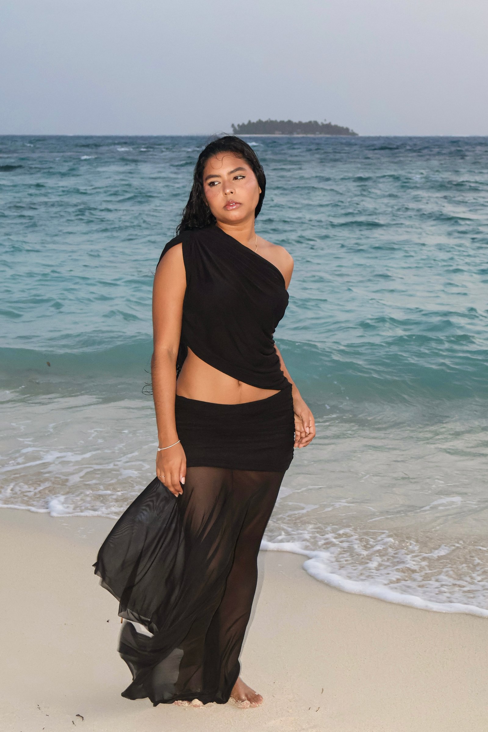 Top Salina Negro - Imagen 2